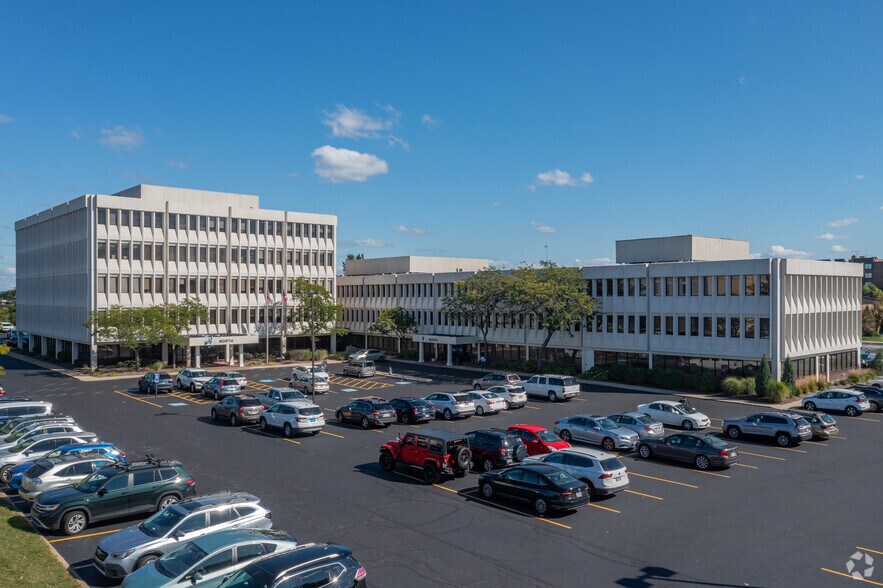 More Photos Of 3609 Park East Dr, Beachwood Medical For Lease