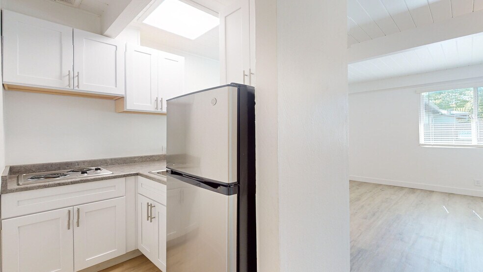 More Photos Of 390-406 Woodland Ave, San Rafael Apartments For Sale