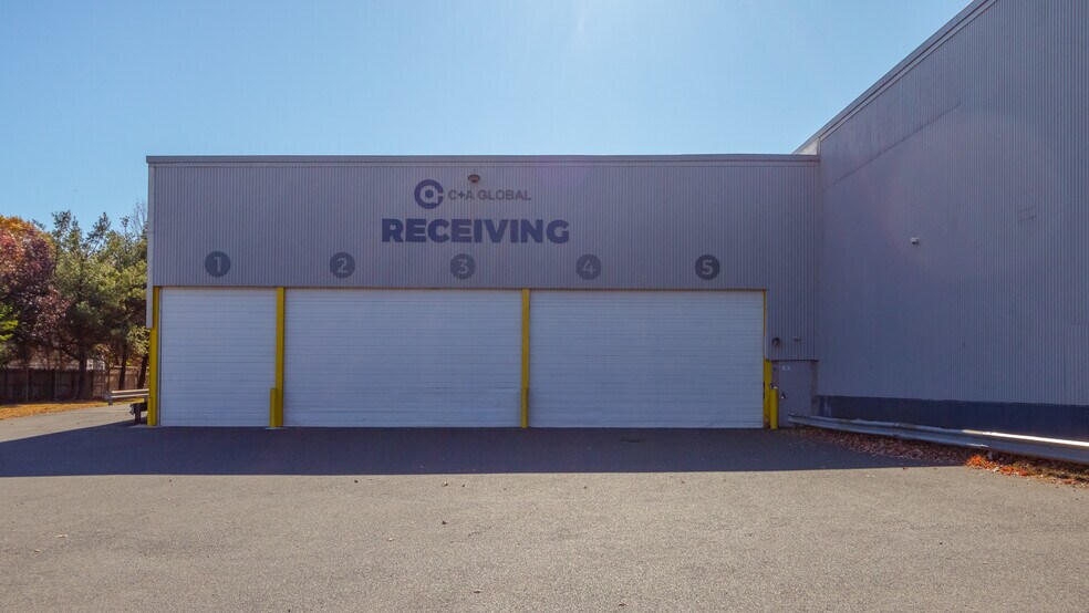 More Photos Of 114 Tived Ln E, Edison Distribution For Sale