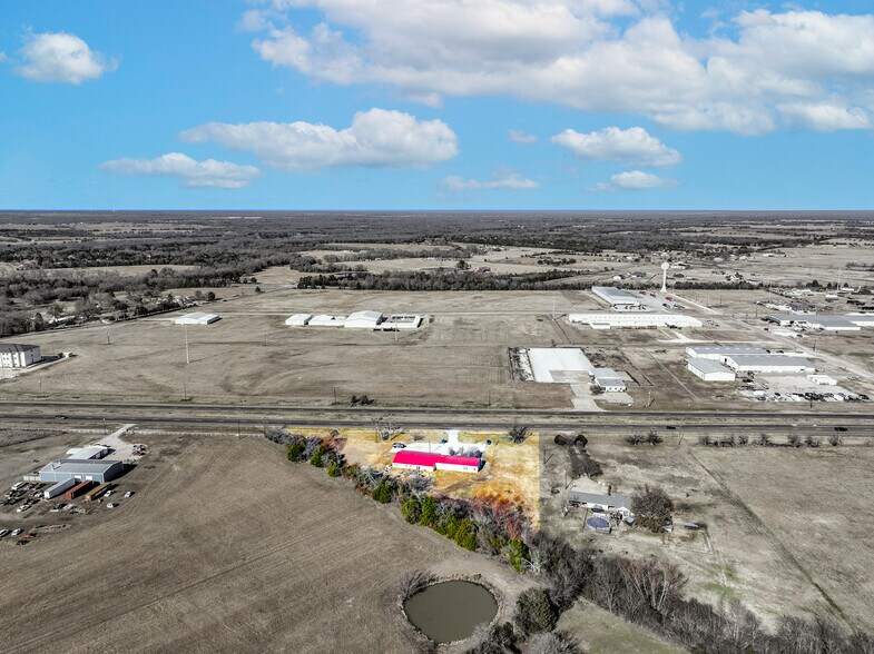 More Photos Of 3402 Goodnight Blvd, Wills Point Research And Development For Sale