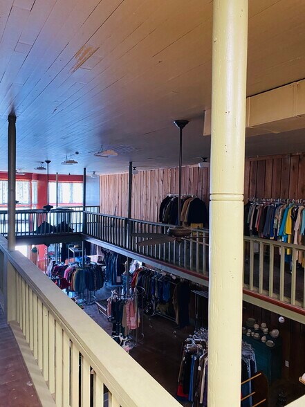 More Photos Of 100 Main st, Calico Rock Specialty For Sale