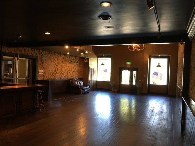 More Photos Of 106 E Main St, Grass Valley Restaurant For Sale
