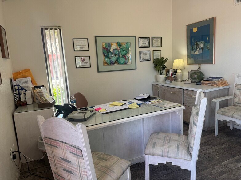 More Photos Of 190 W Valencia Rd, Tucson Apartments For Sale