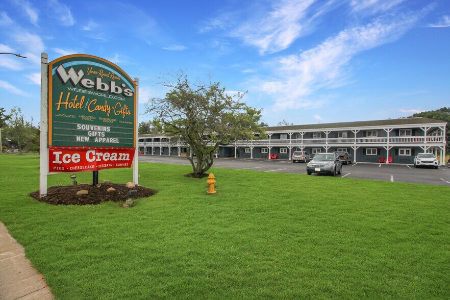 More Photos Of 115 W Lake Rd, Mayville Hotel For Sale