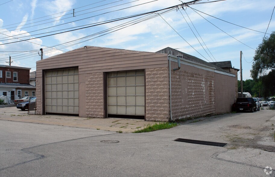 More Photos Of 1229 E Ridge Pike, Plymouth Meeting Auto Repair For Lease