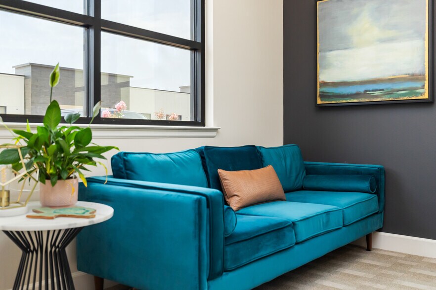 More Photos Of 8118 Fry Rd, Cypress Office For Lease