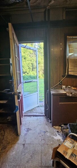 More Photos Of 9 E 44th St, Wilmington Office Residential For Sale