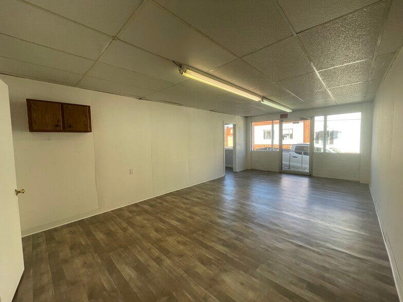 More Photos Of 1538-1542 Main St, Ramseur Storefront Retail Office For Lease