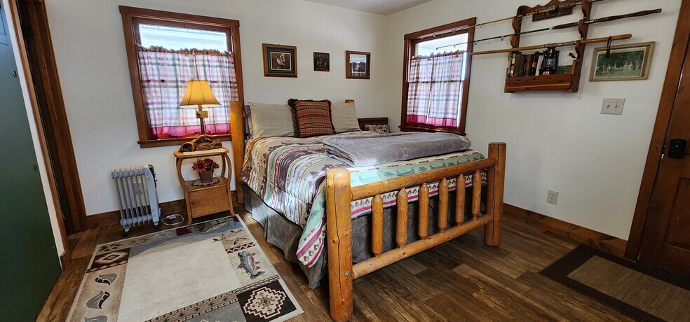 More Photos Of 7990 Highway 264, Dyer Trailer Camper Park For Sale