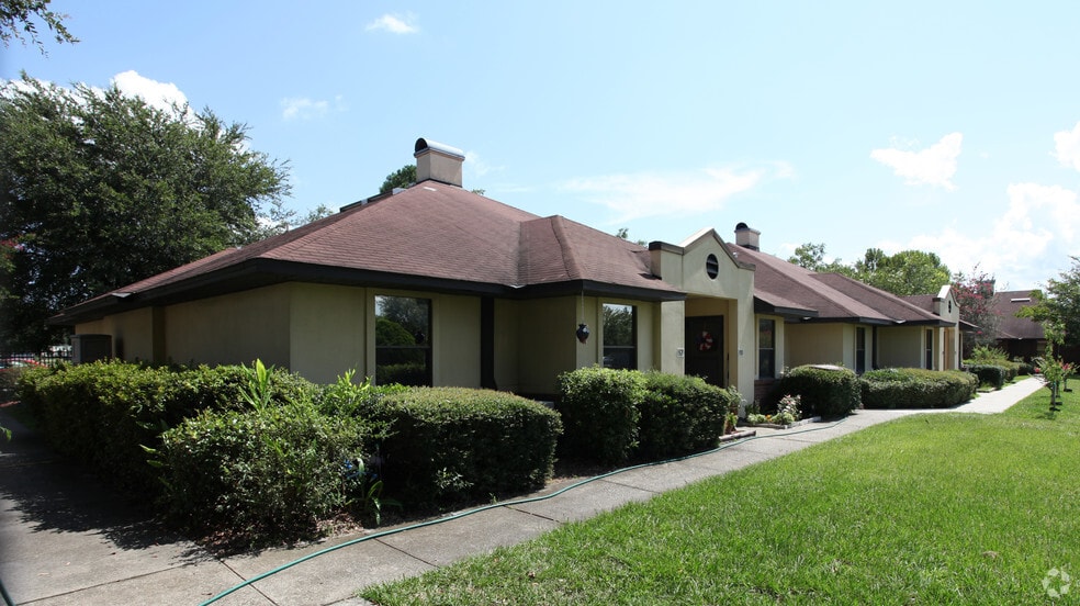 More Photos Of 6601-6535 Chester Ave, Jacksonville Continuing Care Retirement Community For Lease
