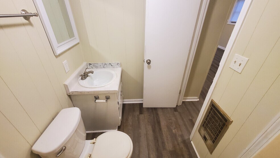 More Photos Of 120 2nd St, Winder Apartments For Sale