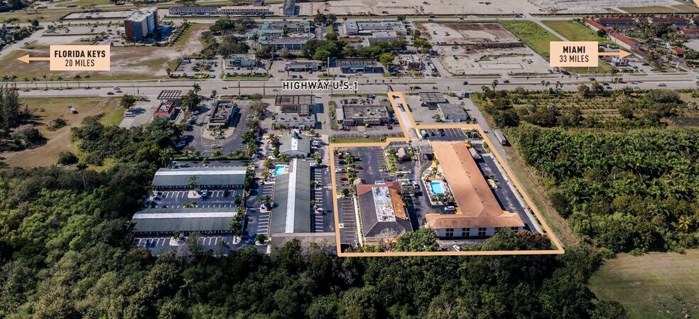 Primary Photo Of 333 SE Dixie Hwy, Florida City Hotel For Sale