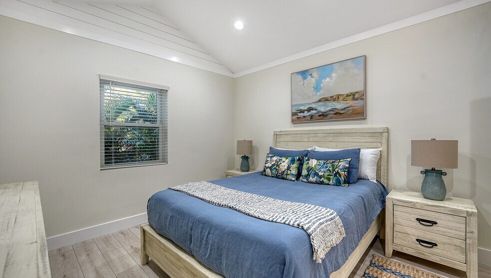 More Photos Of 1901 & 1905 Morrill St, Sarasota Apartments For Sale