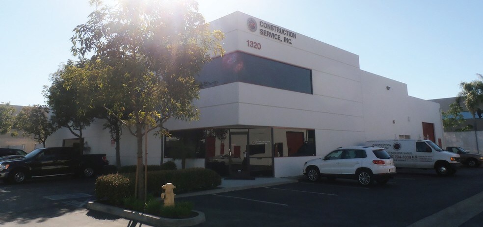 More Photos Of 1320 N Hancock St, Anaheim Warehouse For Lease