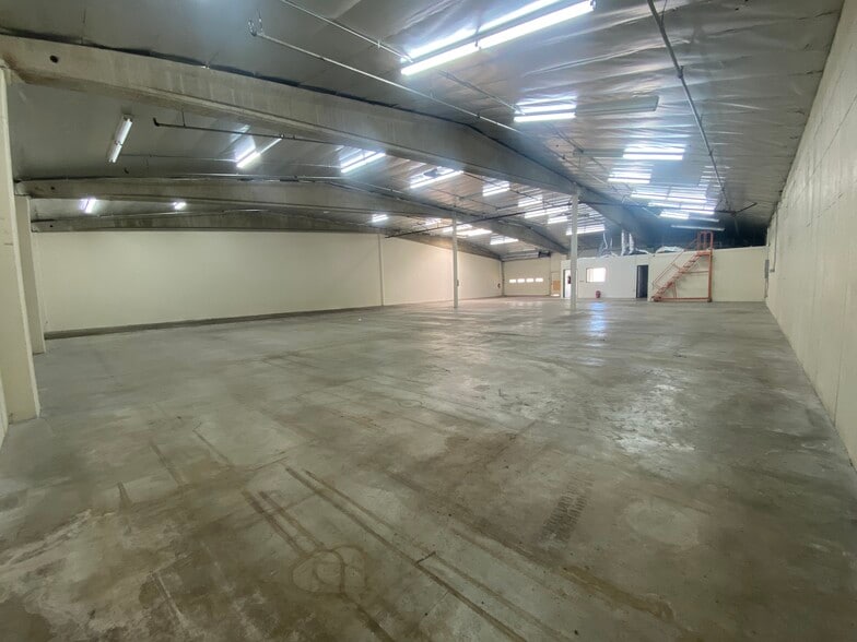 More Photos Of 3477 Hancock St, San Diego Manufacturing For Lease