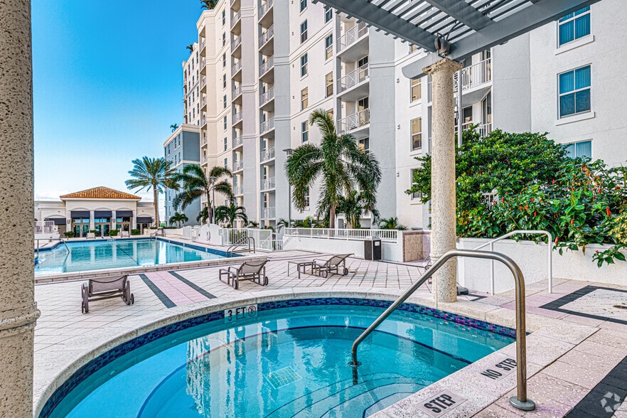 More Photos Of 212 S Olive Ave, West Palm Beach Apartments For Sale