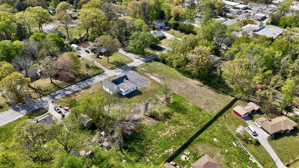 More Photos Of 6720 S Sweetwater Rd, Lithia Springs Office For Sale