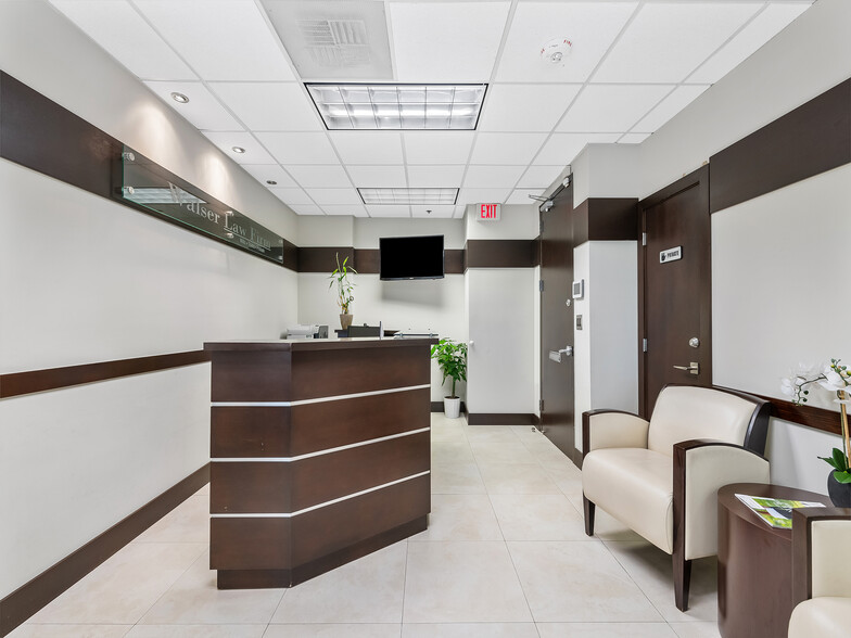 Primary Photo Of 4800 N Federal Hwy, Boca Raton Medical For Sale