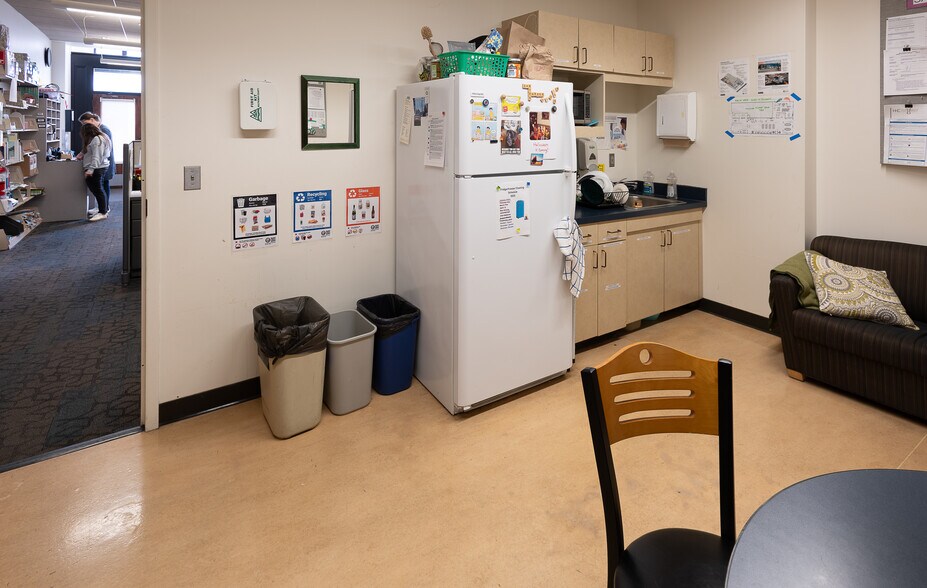 More Photos Of 2300-2314 NW Thurman St, Portland Freestanding For Lease
