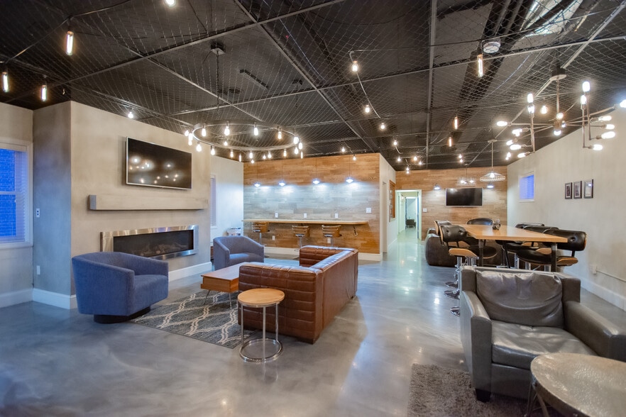 More Photos Of 126 E Burke St, Martinsburg Office For Sale