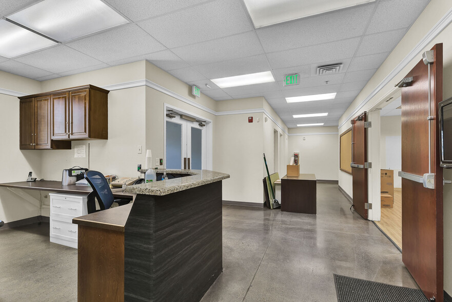 More Photos Of 1400 N Park Ln, Eagle Schools For Sale