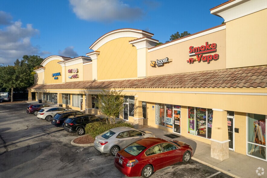 More Photos Of 11-55 University Blvd N, Jacksonville Unknown For Lease