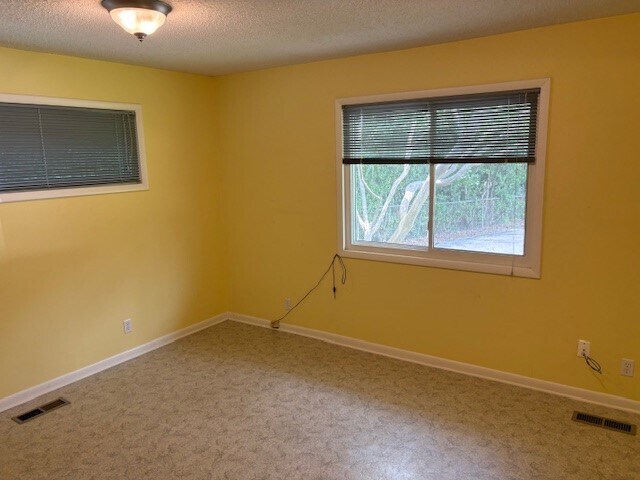 More Photos Of 1489 Slaughter Rd, Madison Office For Sale