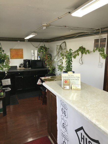 More Photos Of 406 E Route 66 Blvd, Tucumcari Hotel For Sale