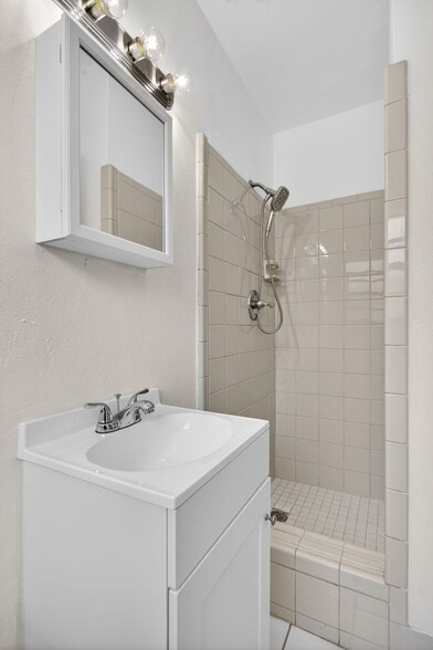 More Photos Of 2275-2281 NE 12th St, Pompano Beach Apartments For Sale