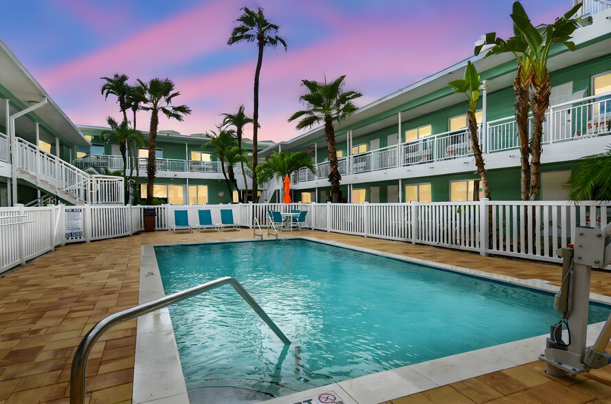 More Photos Of 11730 Gulf Blvd, Treasure Island Apartments For Sale