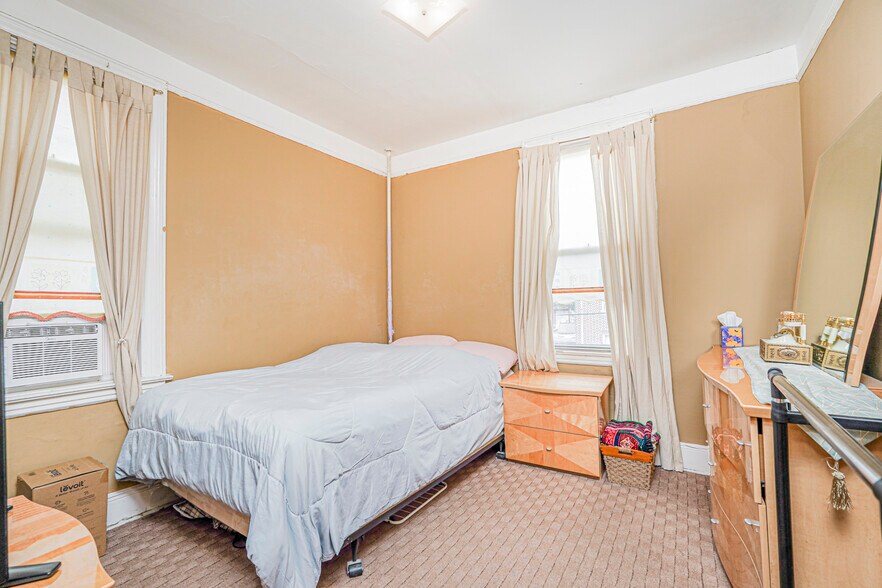 More Photos Of 237 Bay Ridge Pky, Brooklyn Apartments For Sale