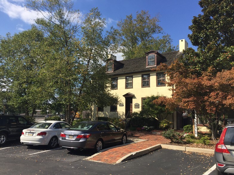 More Photos Of 3701 Kennett Pike, Greenville Medical For Lease