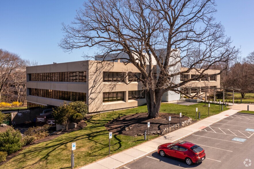 More Photos Of 45-55 Hayden Ave, Lexington Office For Lease