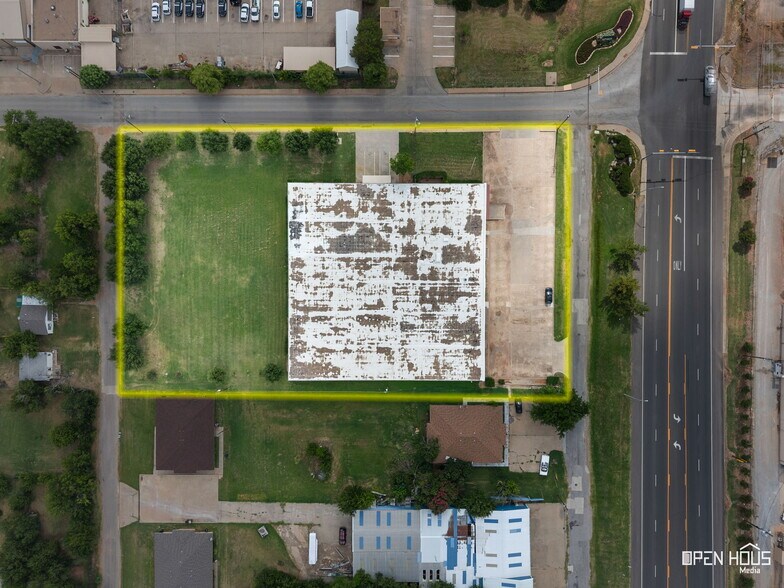 More Photos Of 2200 5th St, Wichita Falls Warehouse For Sale