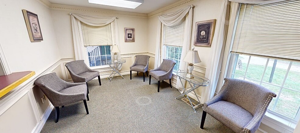 More Photos Of 360 State Route 101, Bedford Medical For Sale