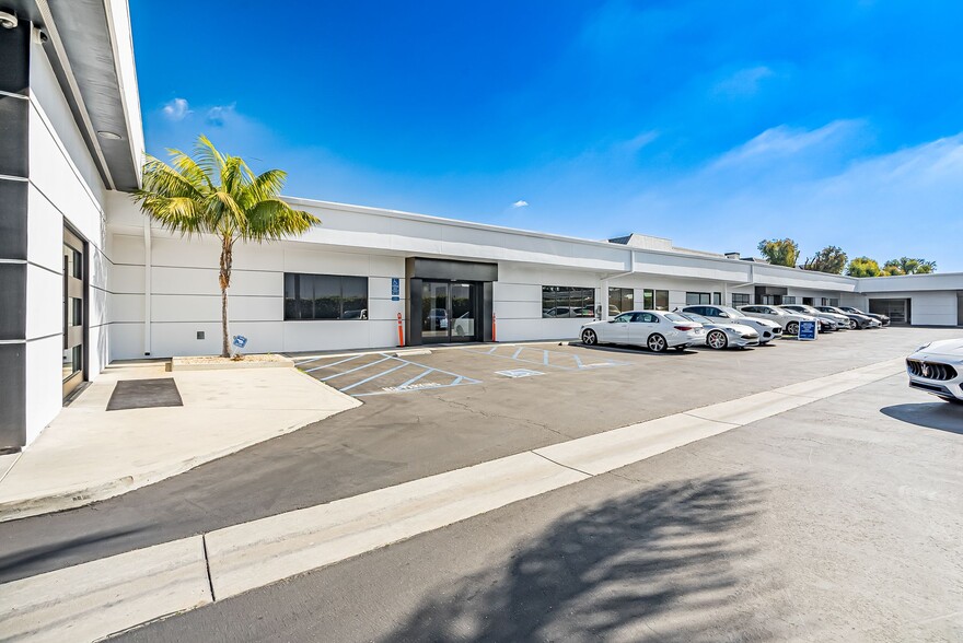 More Photos Of 4040 Campus Dr, Newport Beach Auto Dealership For Sale