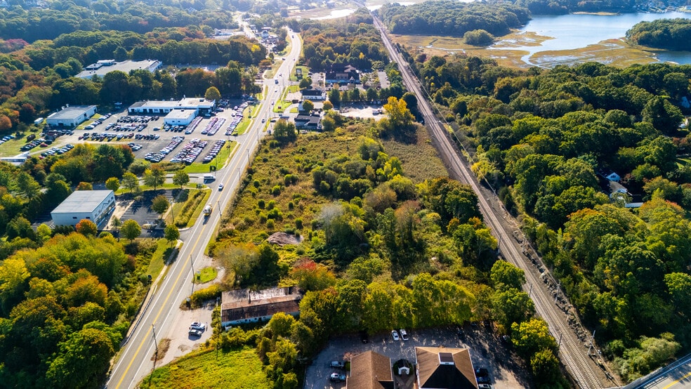 More Photos Of 16-20 Stonington Rd, Stonington Land For Sale