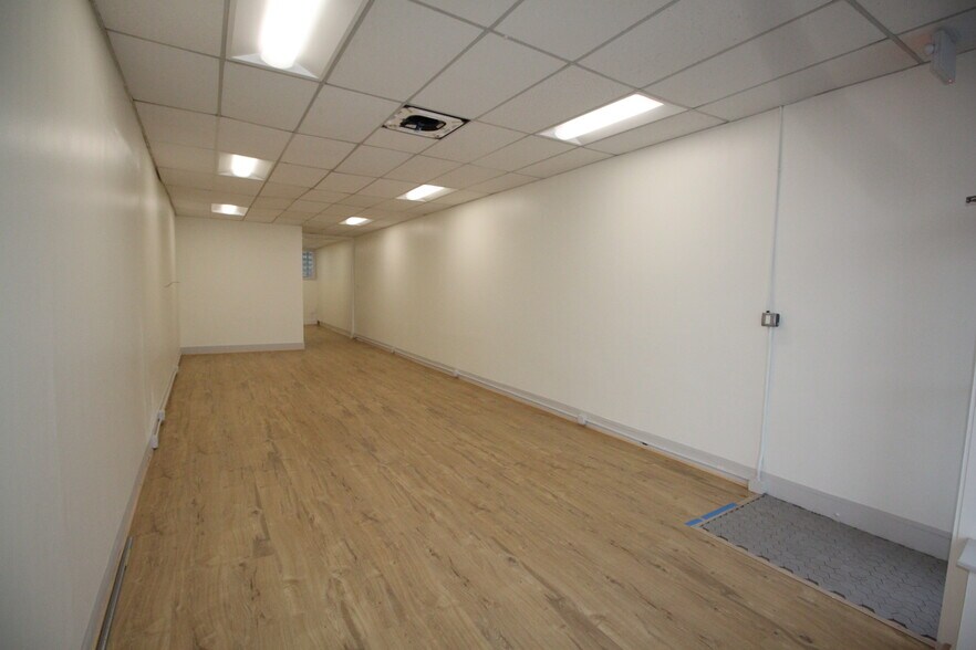 More Photos Of 1737A Centre St, West Roxbury Storefront Retail Office For Lease