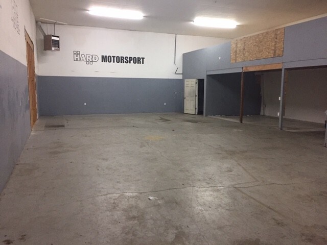 More Photos Of 7826 N Market St, Spokane Warehouse For Lease