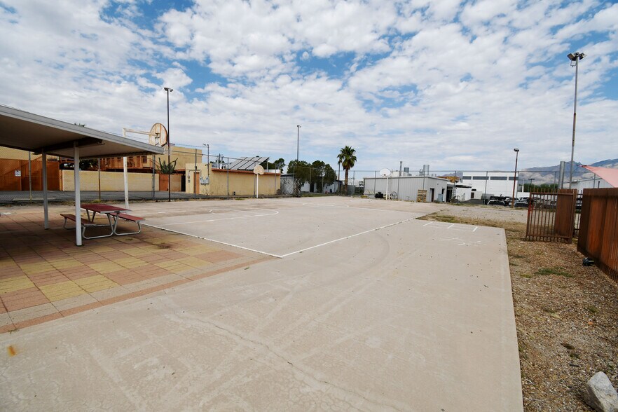 More Photos Of 1001 N Richey Blvd, Tucson Lodge Meeting Hall For Sale