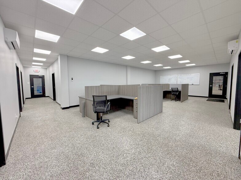 More Photos Of 423 Westover Dr, Columbia Industrial For Lease