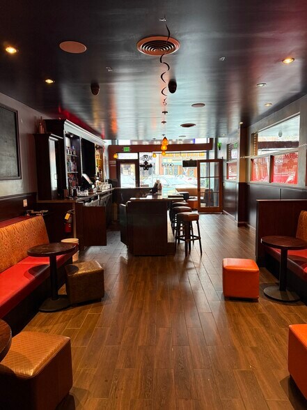 More Photos Of 76 E 3rd Ave, San Mateo Bar For Lease
