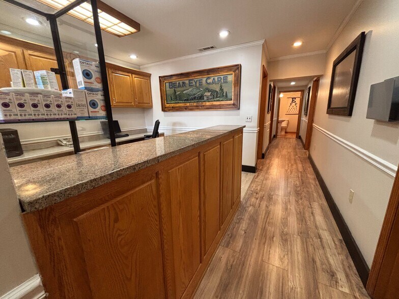 More Photos Of 3831 E First St, Blue Ridge Office For Sale