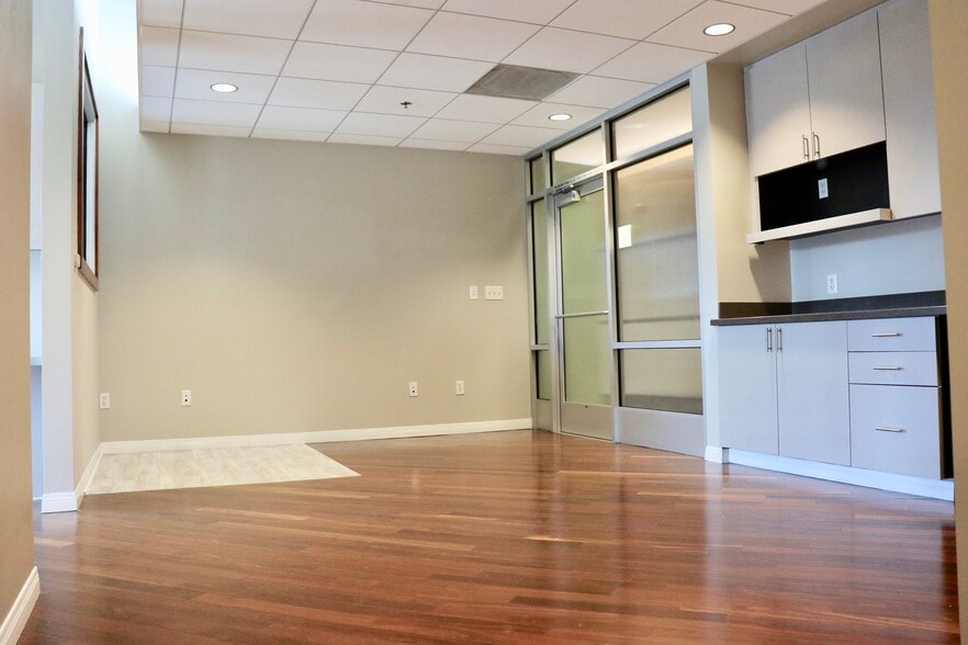 More Photos Of 406 9th Ave, San Diego Loft Creative Space For Sale