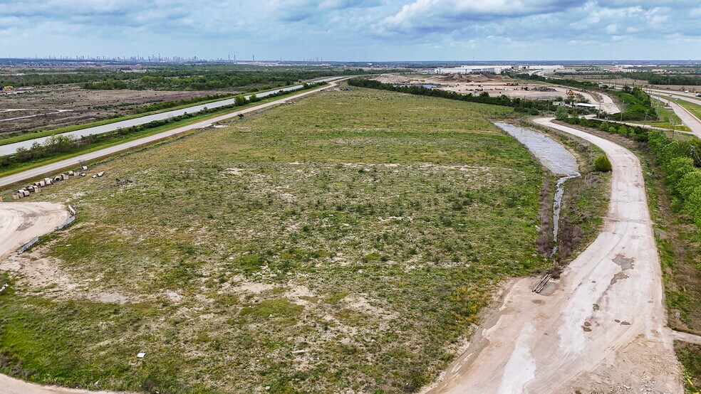 More Photos Of TBD FM 565, Baytown Land For Sale