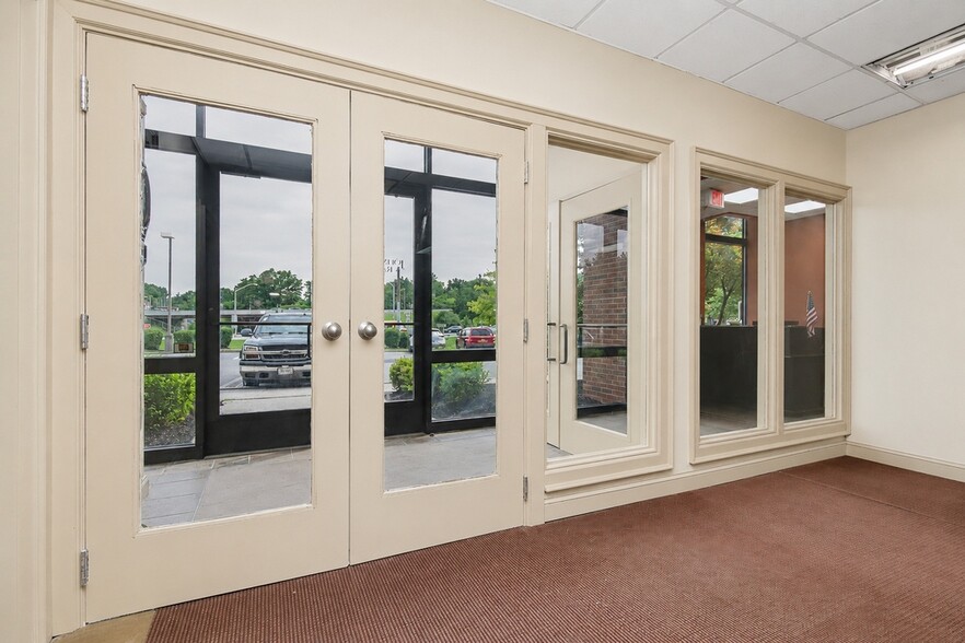 More Photos Of 5020 Route 9W, Newburgh Office For Lease