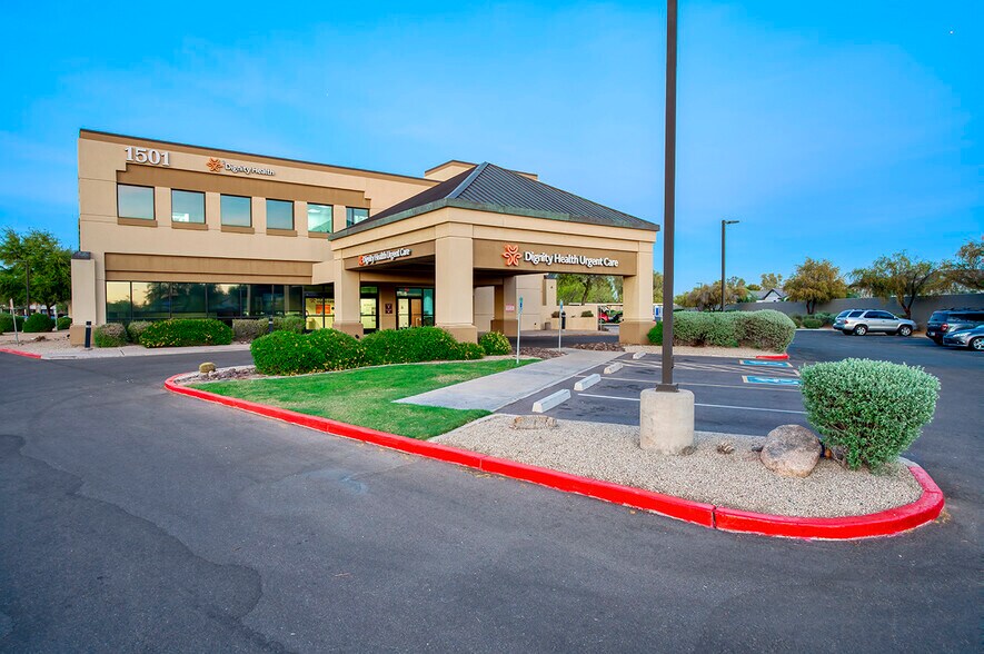 More Photos Of 1501 N Gilbert Rd, Gilbert Medical For Lease