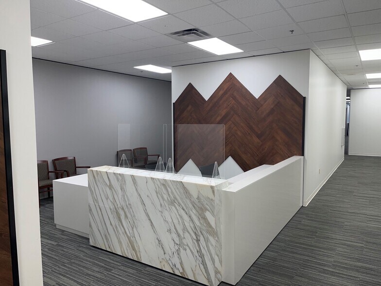 More Photos Of 785 Greens Pky, Houston Office For Sale
