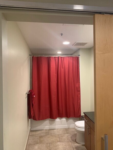 More Photos Of 101 S 12th St, Tampa Apartments For Lease