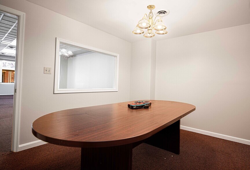 More Photos Of 2212-2214 Boston St, Baltimore Office Residential For Sale